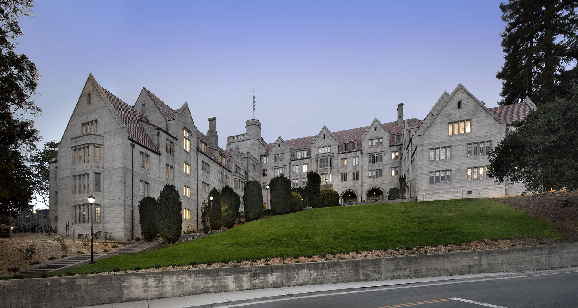 UC Berkeley Bowles Hall | Photo by David Wakely