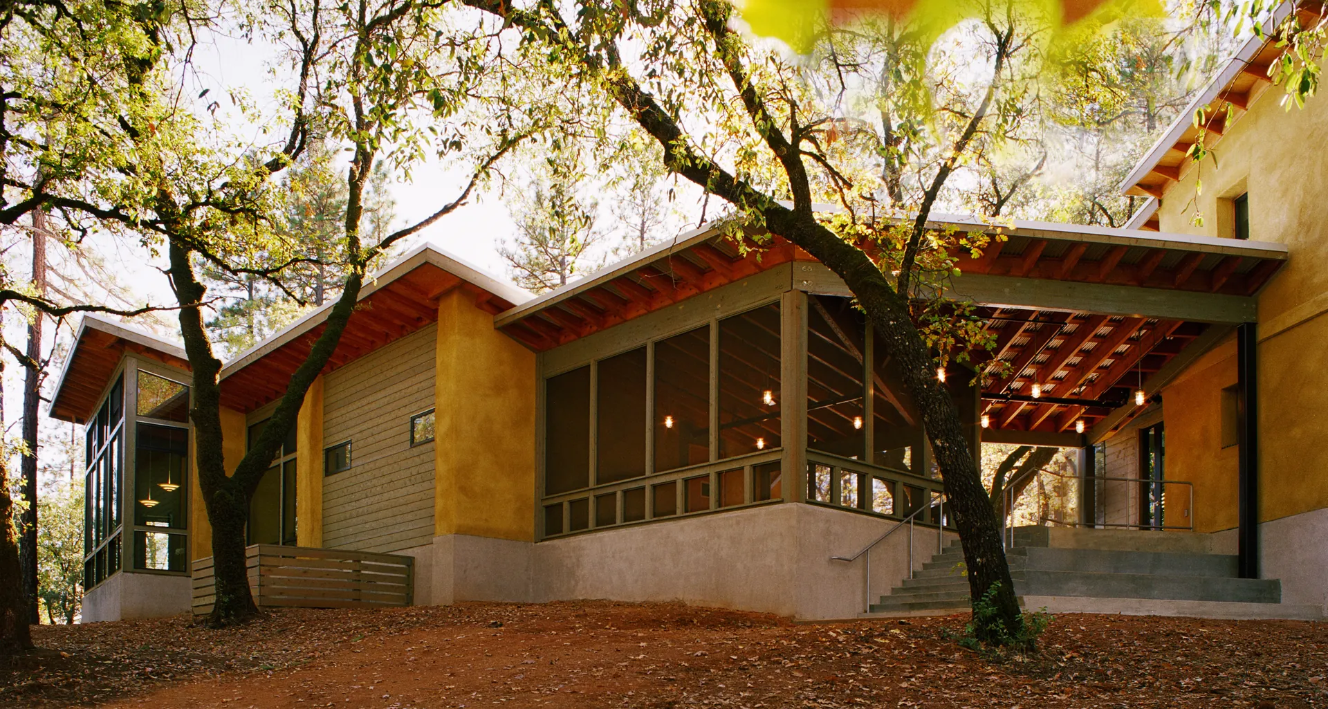 Oak Lodge – Our Lady of the Oaks Retreat Center, Applegate, California