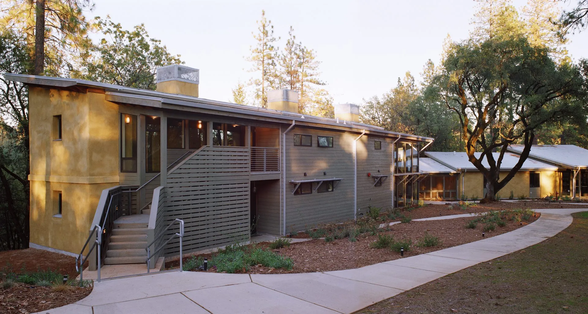 Oak Lodge – Our Lady of the Oaks Retreat Center, Applegate, California - view 3