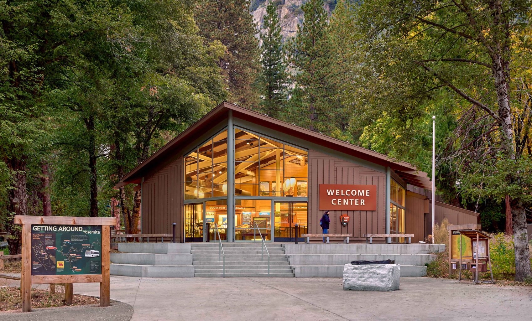 Yosemite Valley Welcome Center